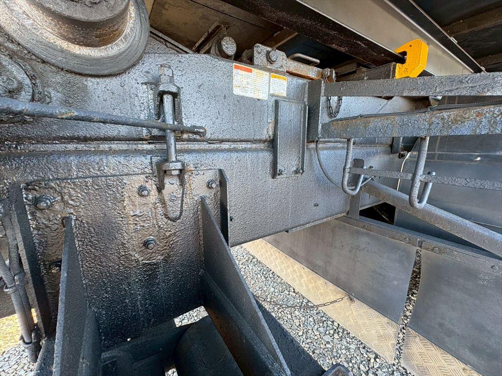 いすゞ ギガ 2KG-CYZ77C(6x4)の写真16