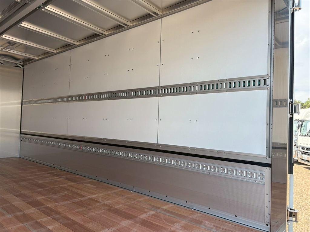 三菱 ファイター 2KG-FK65F(2WD)の写真10