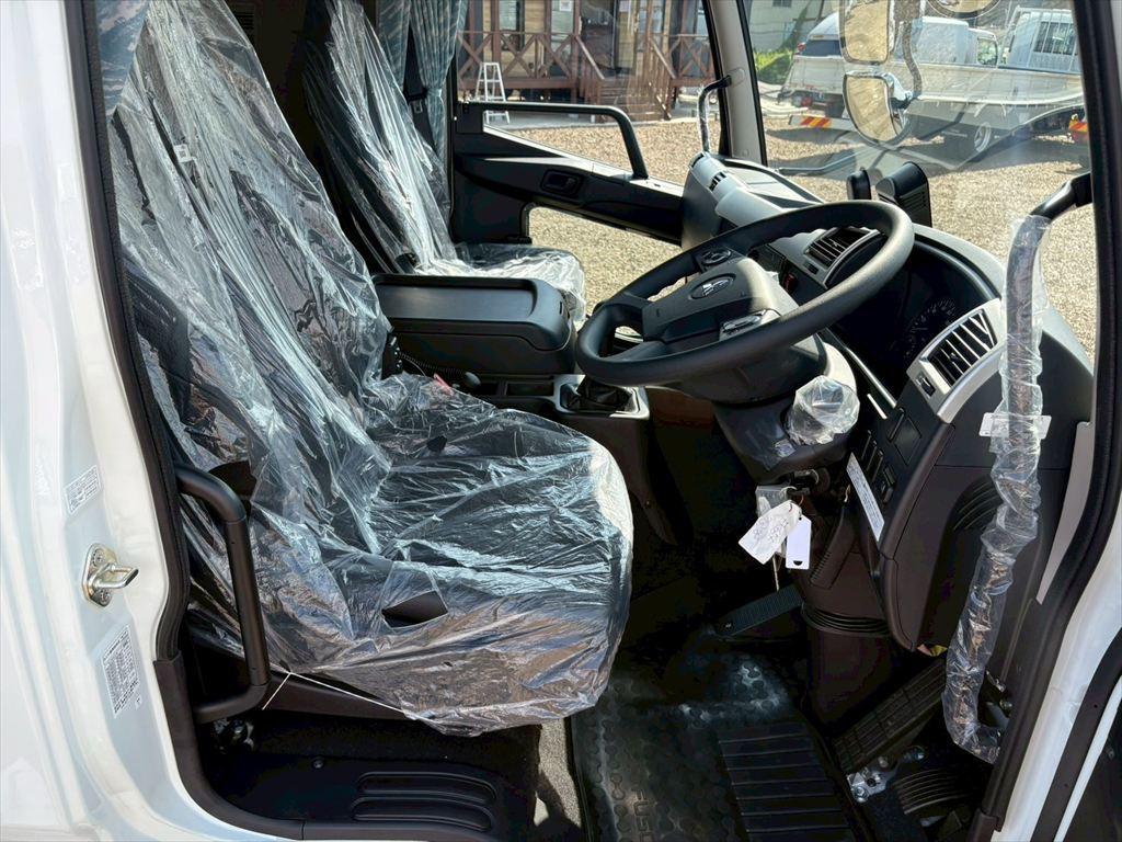 三菱 ファイター 2KG-FK65F(2WD)の写真21