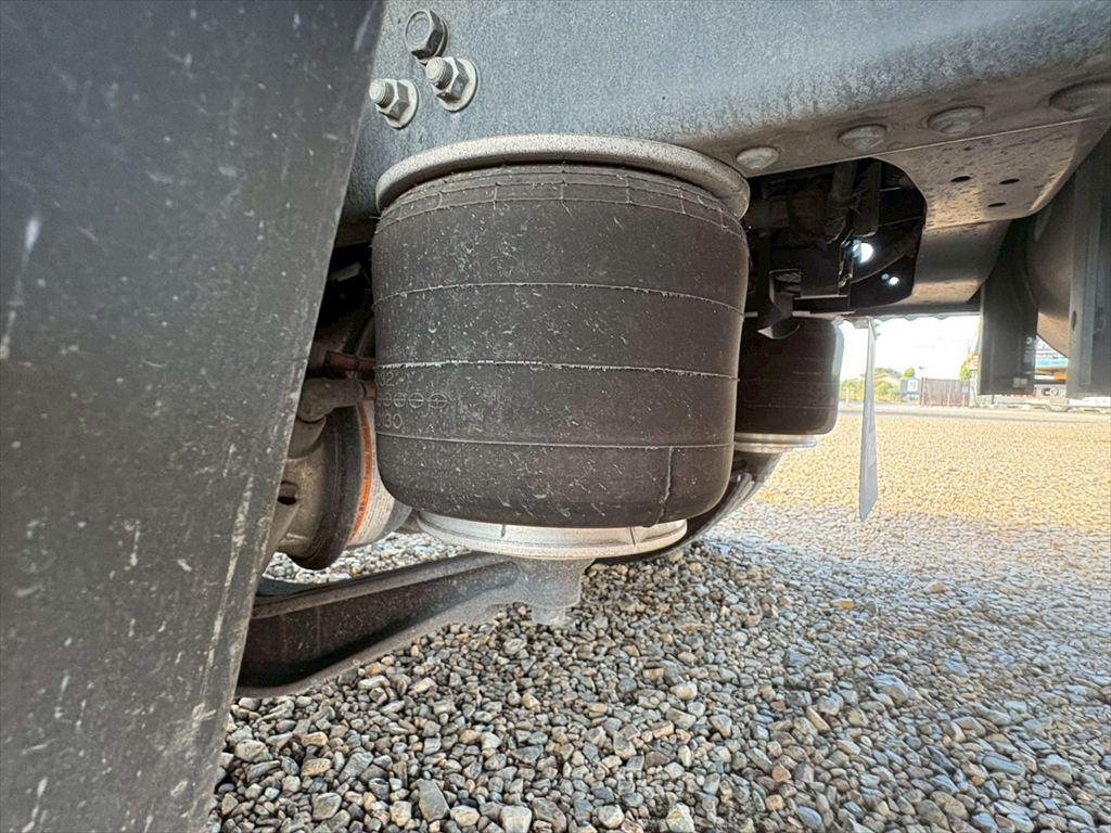 いすゞ フォワード 2RG-FTR90V4(2WD)の写真18