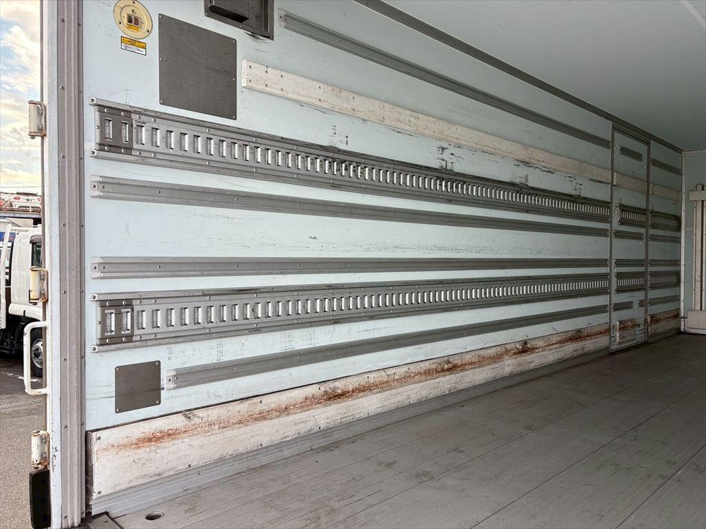 日野 レンジャー 2KG-FC2ABG(2WD)の写真9