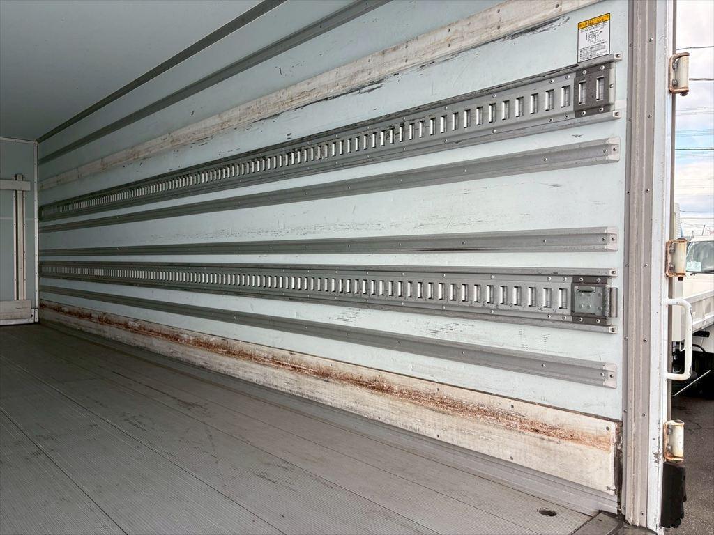 日野 レンジャー 2KG-FC2ABG(2WD)の写真10