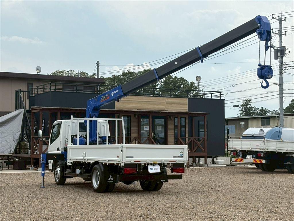 三菱 キャンター 2RG-FEAV0(2WD)の写真11