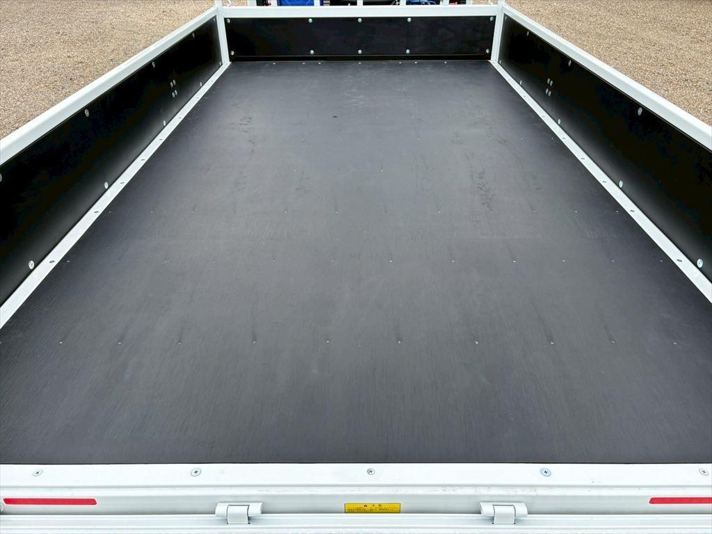 三菱 キャンター 2PG-FEB80(2WD)の写真8