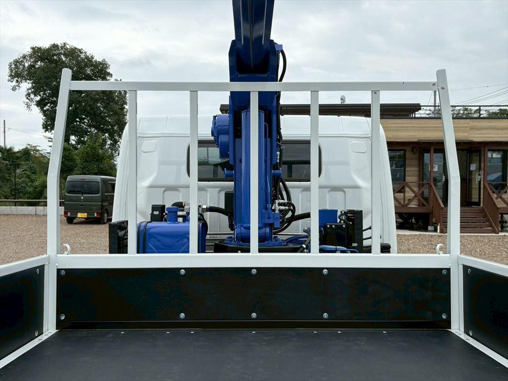 三菱 キャンター 2PG-FEB80(2WD)の写真7