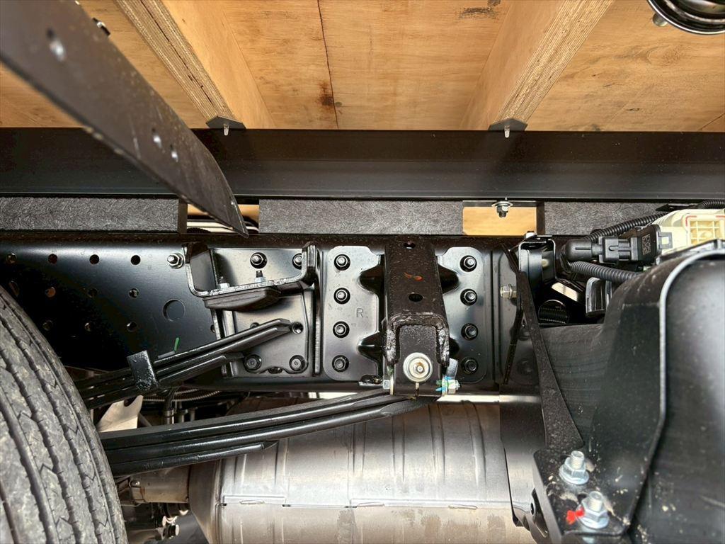 三菱 キャンター 2PG-FEB80(2WD)の写真17