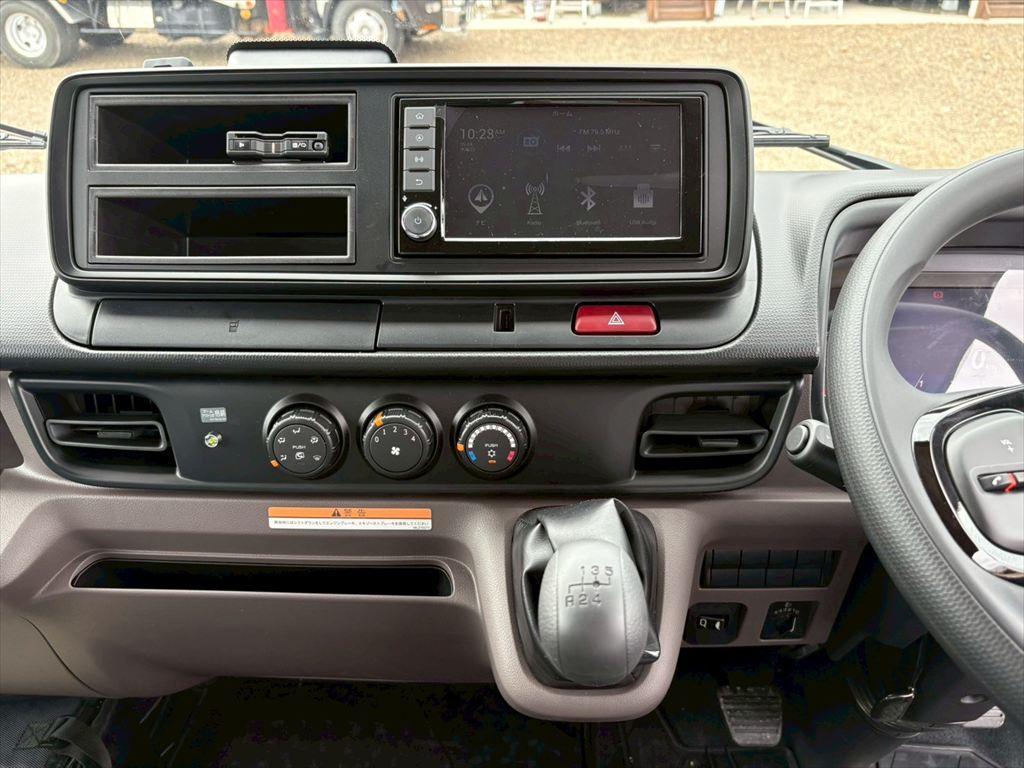 三菱 キャンター 2PG-FEB80(2WD)の写真22