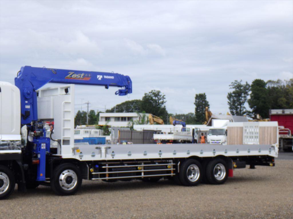 いすゞ ギガ 2PG-CYH77D(8x4)の写真6