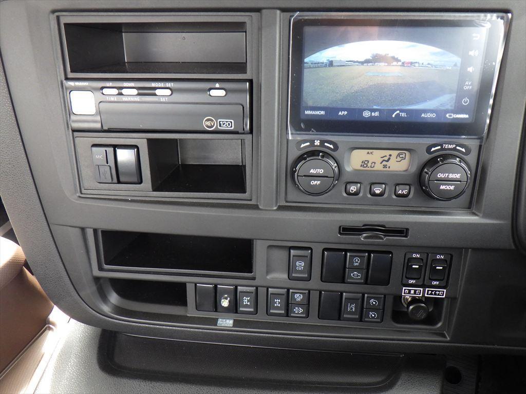 いすゞ ギガ 2PG-CYH77D(8x4)の写真22