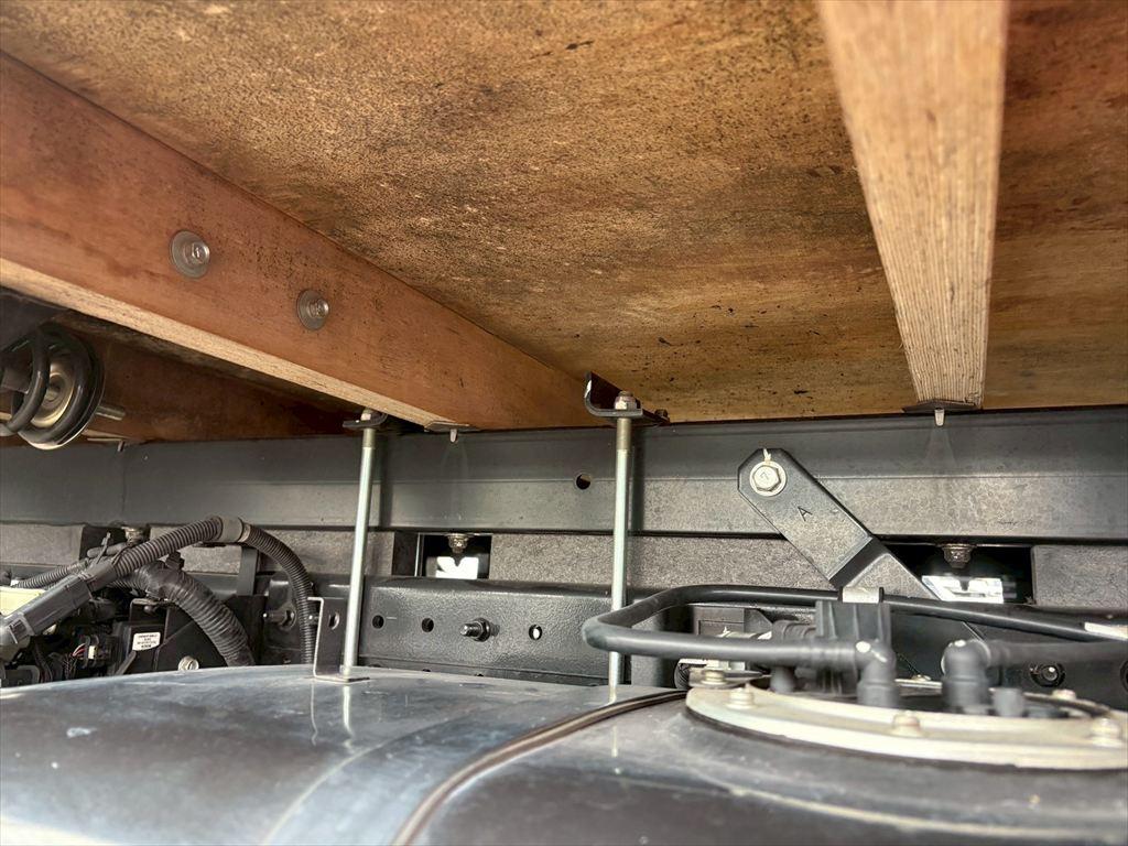 三菱 キャンター 2RG-FEA80(2WD)の写真18