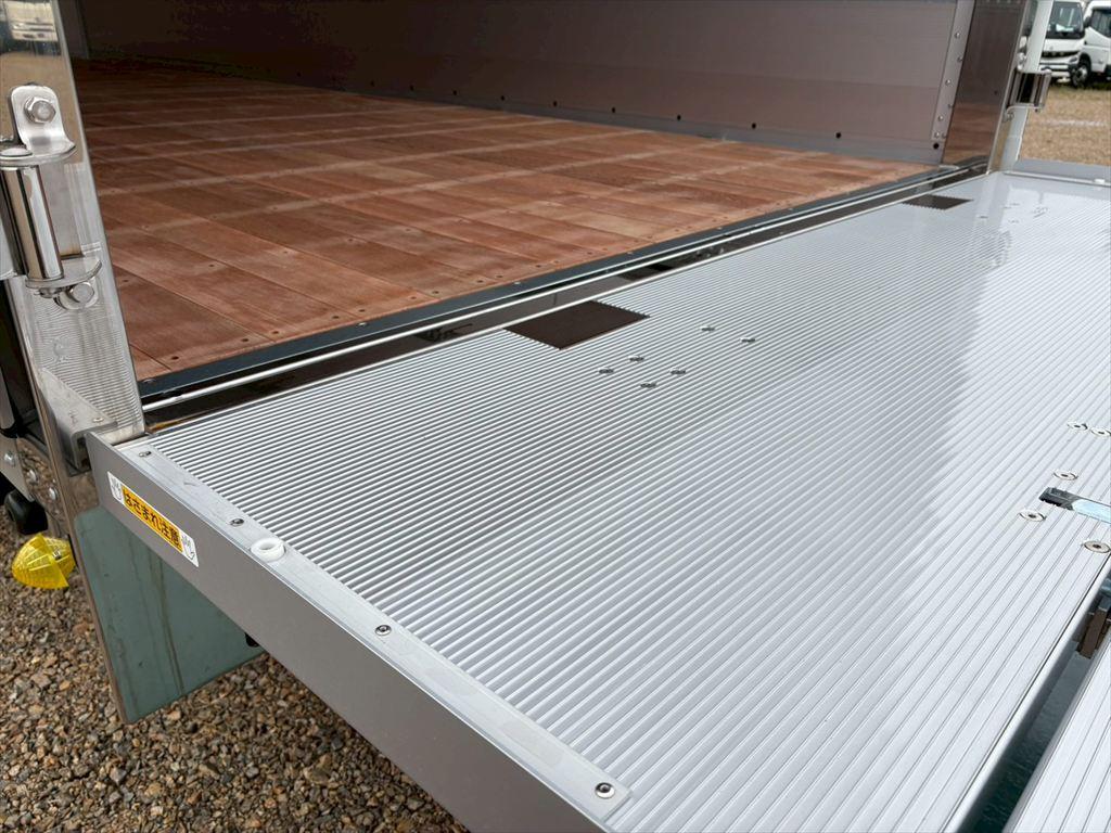 三菱 ファイター 2KG-FK65F(2WD)の写真14