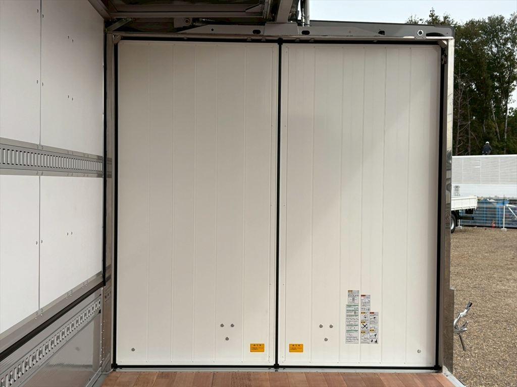 三菱 ファイター 2KG-FK65F(2WD)の写真11