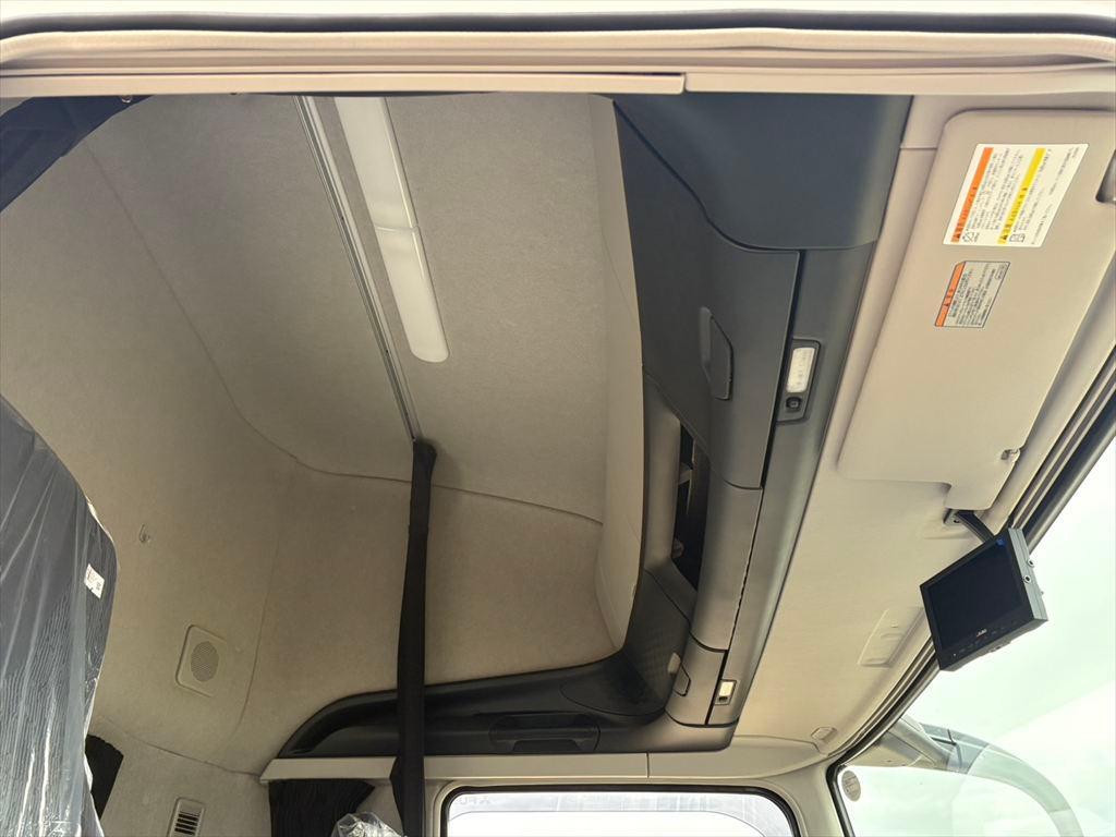 三菱 スーパーグレート 2RG-FP84VDR(2WD)の写真24