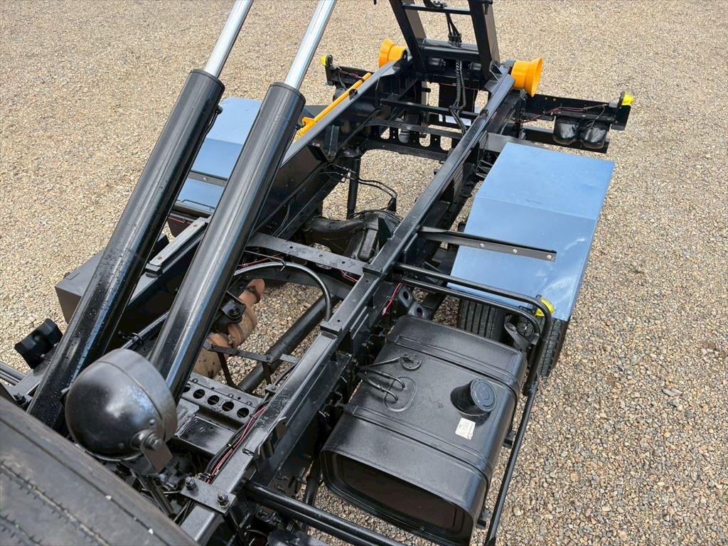 日野 レンジャー SDG-FX7JEAA(4WD)の写真11