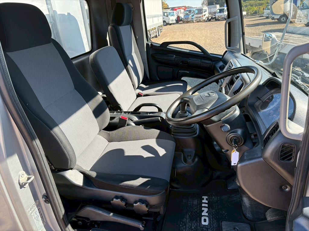 日野 レンジャー TKG-FC9JCAA(2WD)の写真21