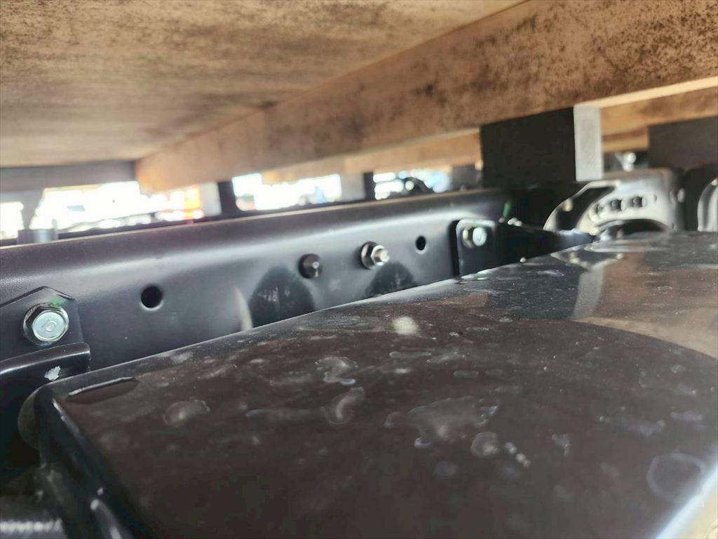 三菱 キャンター 2TG-FBA00(2WD)の写真17