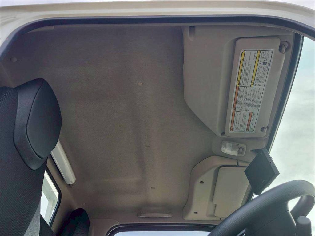 三菱 キャンター 2TG-FBA00(2WD)の写真24