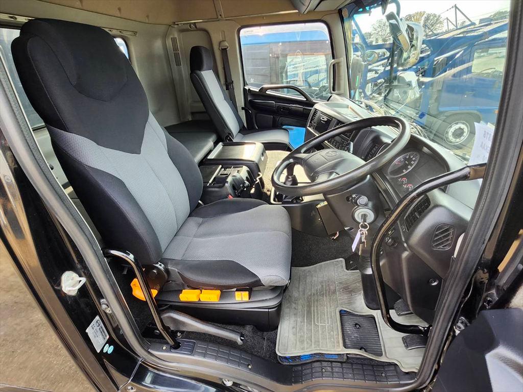 日野 プロフィア QKG-FS1EKAA(6x4)の写真21