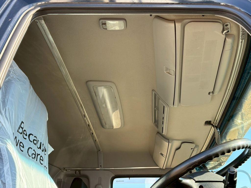 日野 プロフィア QKG-FS1EKAA(6x4)の写真24