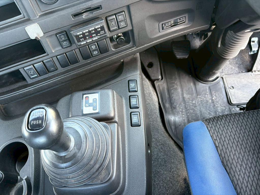 いすゞ ギガ QKG-EXD52BD(2WD)の写真23