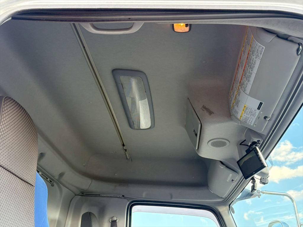 いすゞ ギガ QKG-EXD52BD(2WD)の写真24