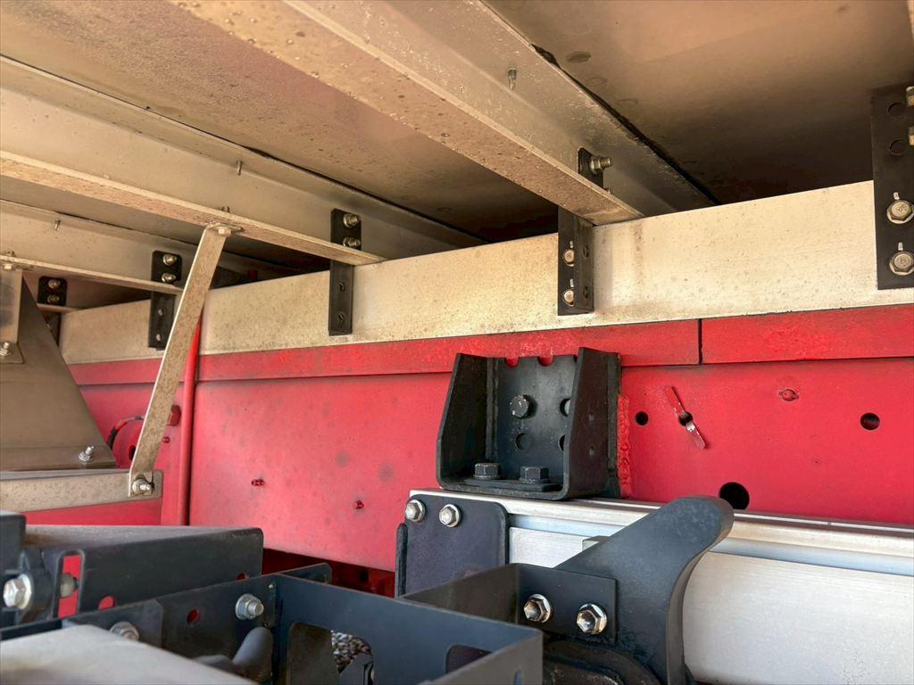 日野 レンジャー 2KG-FC2ABG(2WD)の写真16