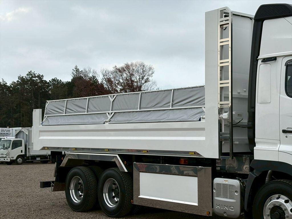 日野 プロフィア 2DG-FS1AJE(6x4)の写真5