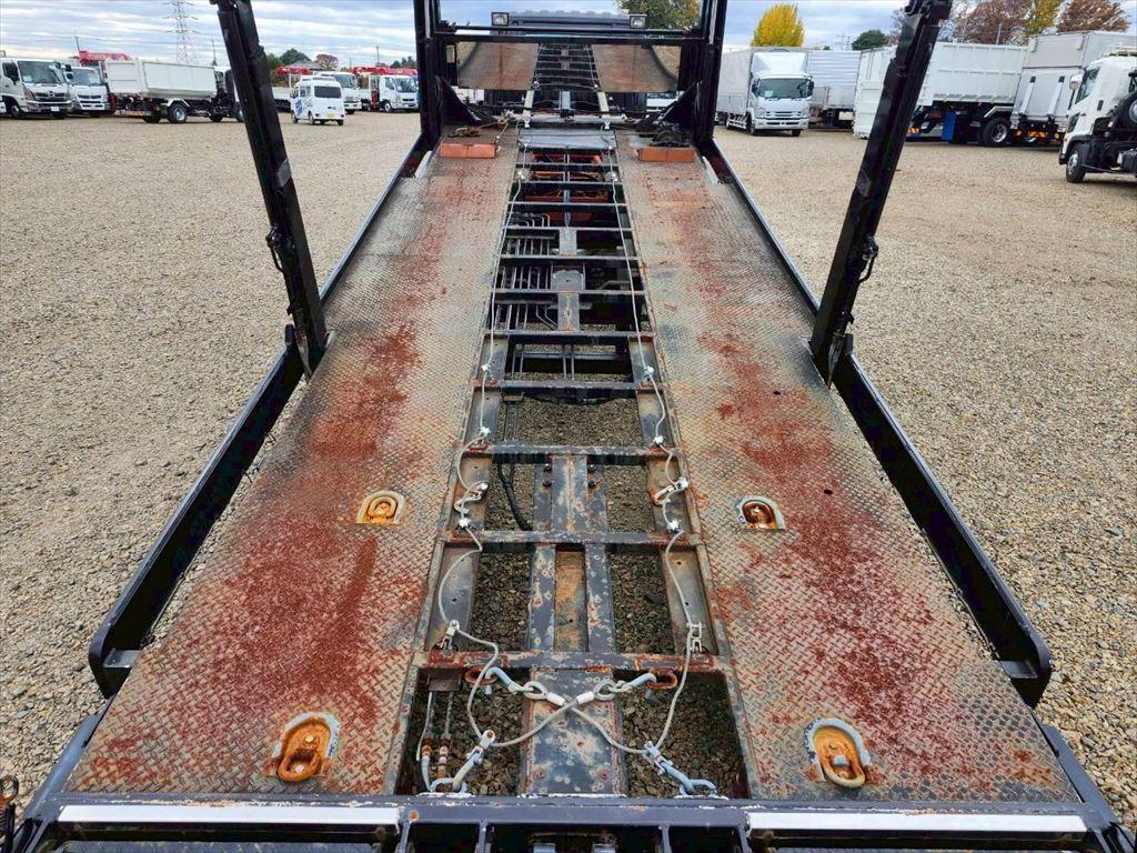 三菱 ファイター LKG-FK62FZ(2WD)の写真9