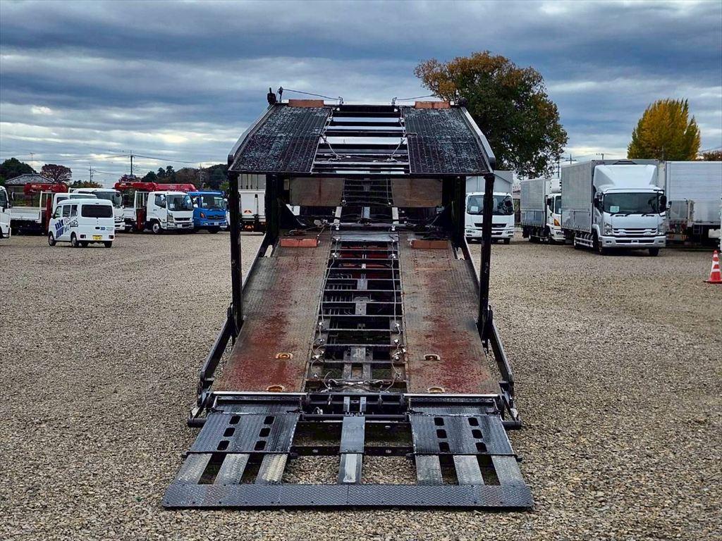 三菱 ファイター LKG-FK62FZ(2WD)の写真12