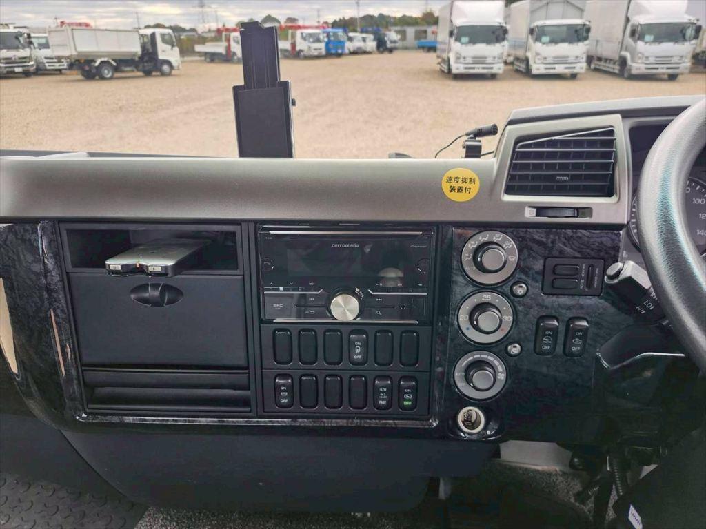 三菱 ファイター LKG-FK62FZ(2WD)の写真22