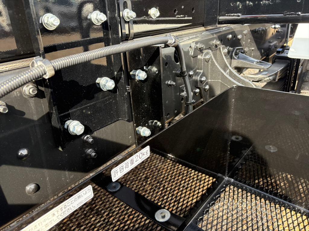 三菱 ファイター 2KG-FK72F(2WD)の写真16