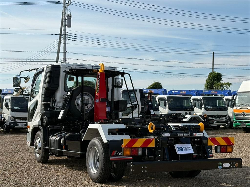 三菱 ファイター 2KG-FK72F(2WD)の写真3