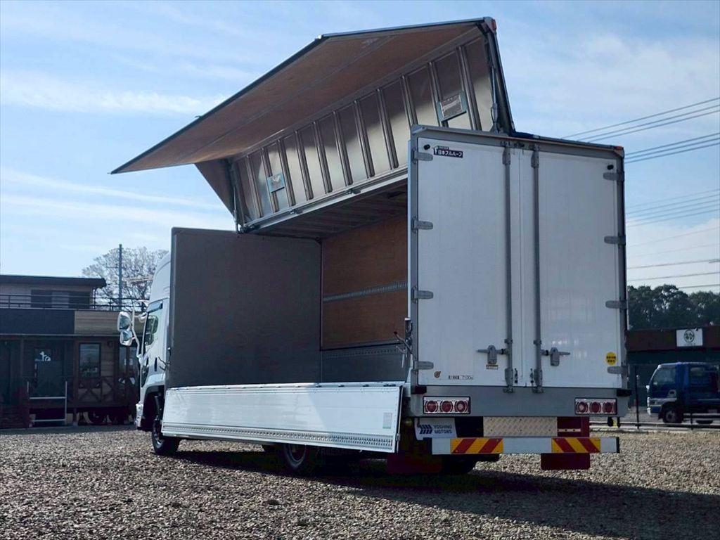 いすゞ フォワード 2RG-FTR90V4(2WD)の写真12