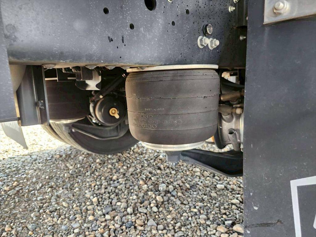 いすゞ フォワード 2RG-FTR90V4(2WD)の写真17