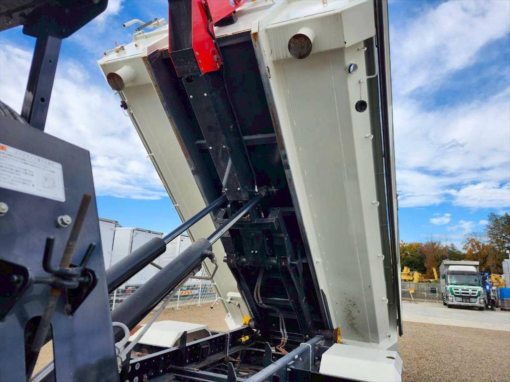 日野 レンジャー 2KG-FC2ABA(2WD)の写真11