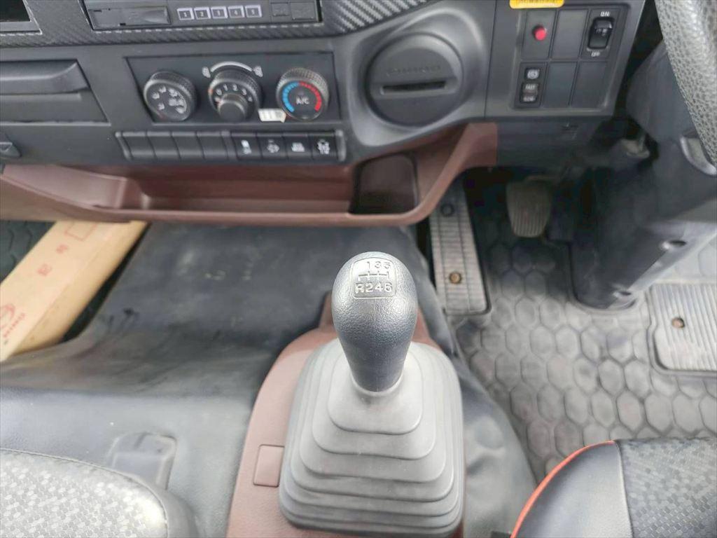 日野 レンジャー 2KG-FC2ABA(2WD)の写真23