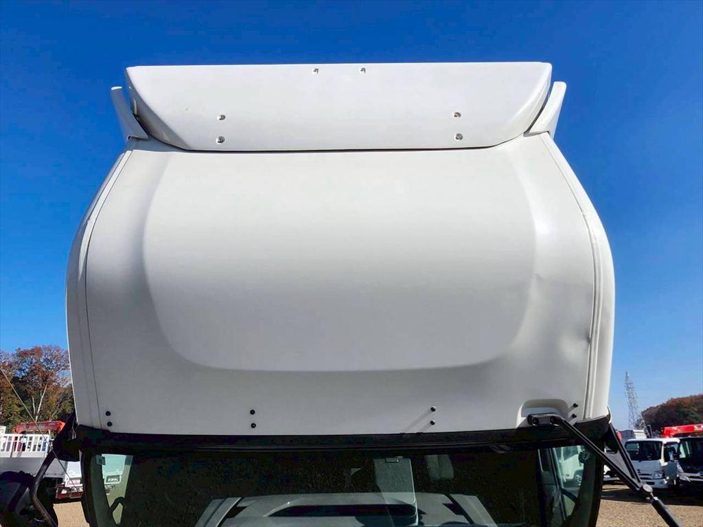 いすゞ ギガ 2PG-CYJ77C(8x4)の写真20