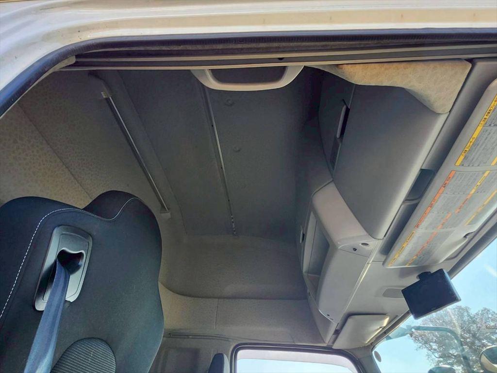 いすゞ ギガ 2PG-CYJ77C(8x4)の写真24