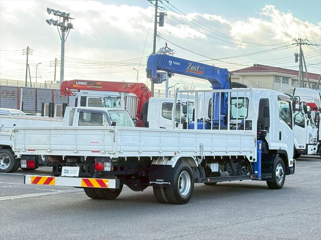 いすゞ フォワード 2PG-FRR90S2(2WD)の写真4