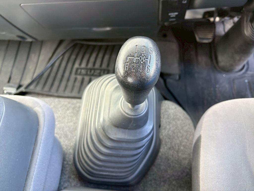 いすゞ フォワード 2PG-FRR90S2(2WD)の写真23