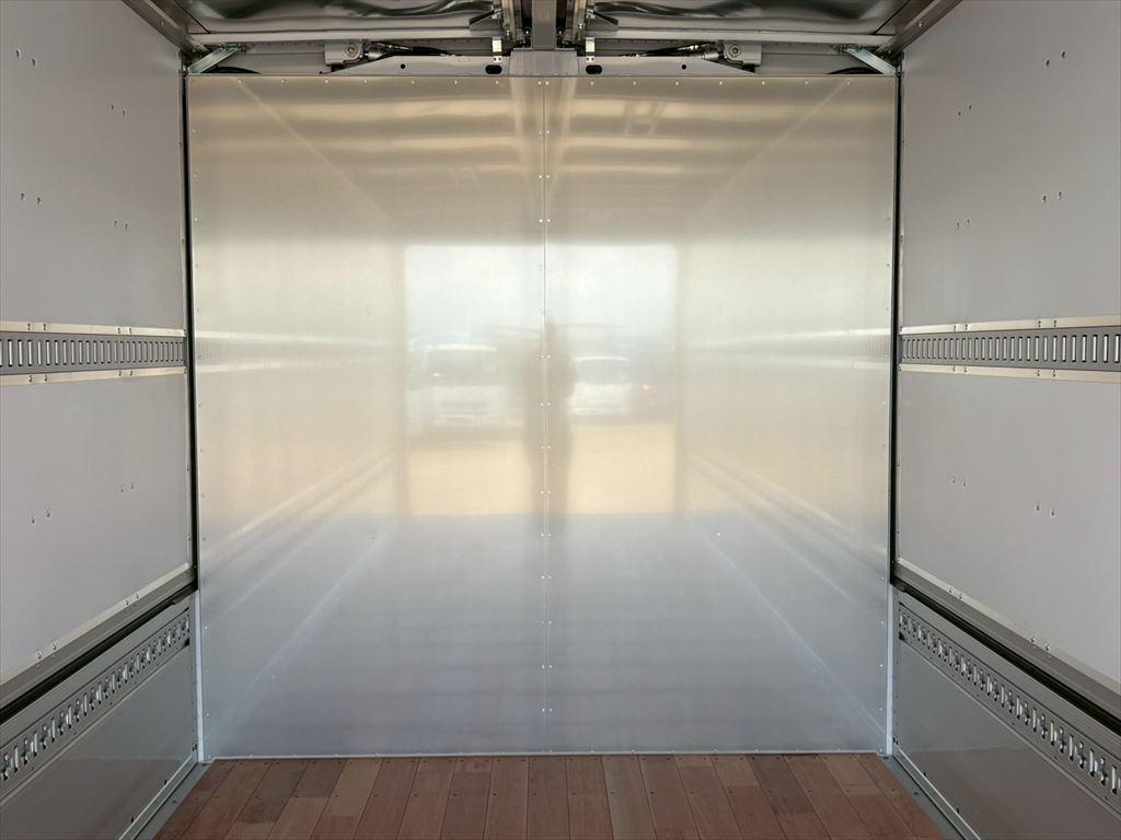 三菱 ファイター 2KG-FK65F(2WD)の写真7