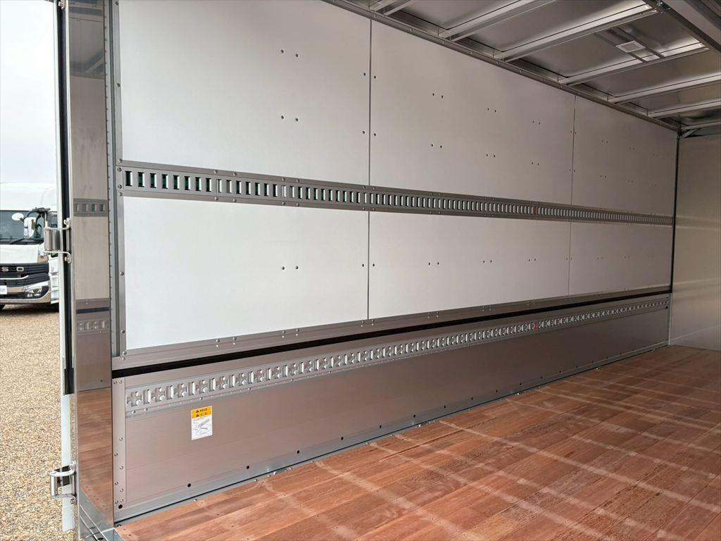 三菱 ファイター 2KG-FK65F(2WD)の写真9