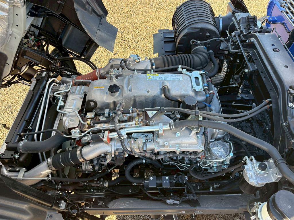 いすゞ ギガ 2PG-CYH77D(8x4)の写真19