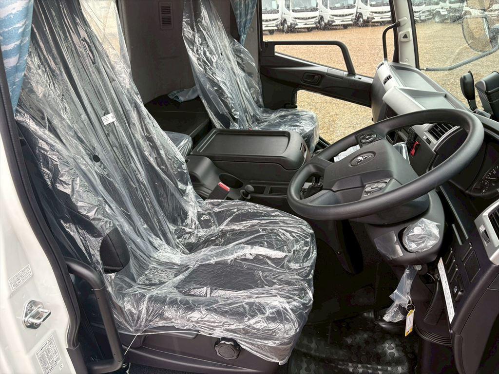 三菱 ファイター 2KG-FK62F(2WD)の写真21