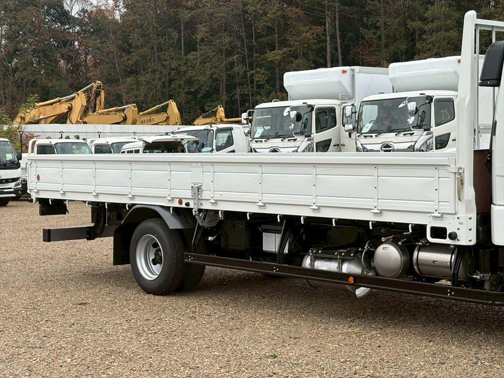 三菱 ファイター 2KG-FK62F(2WD)の写真5