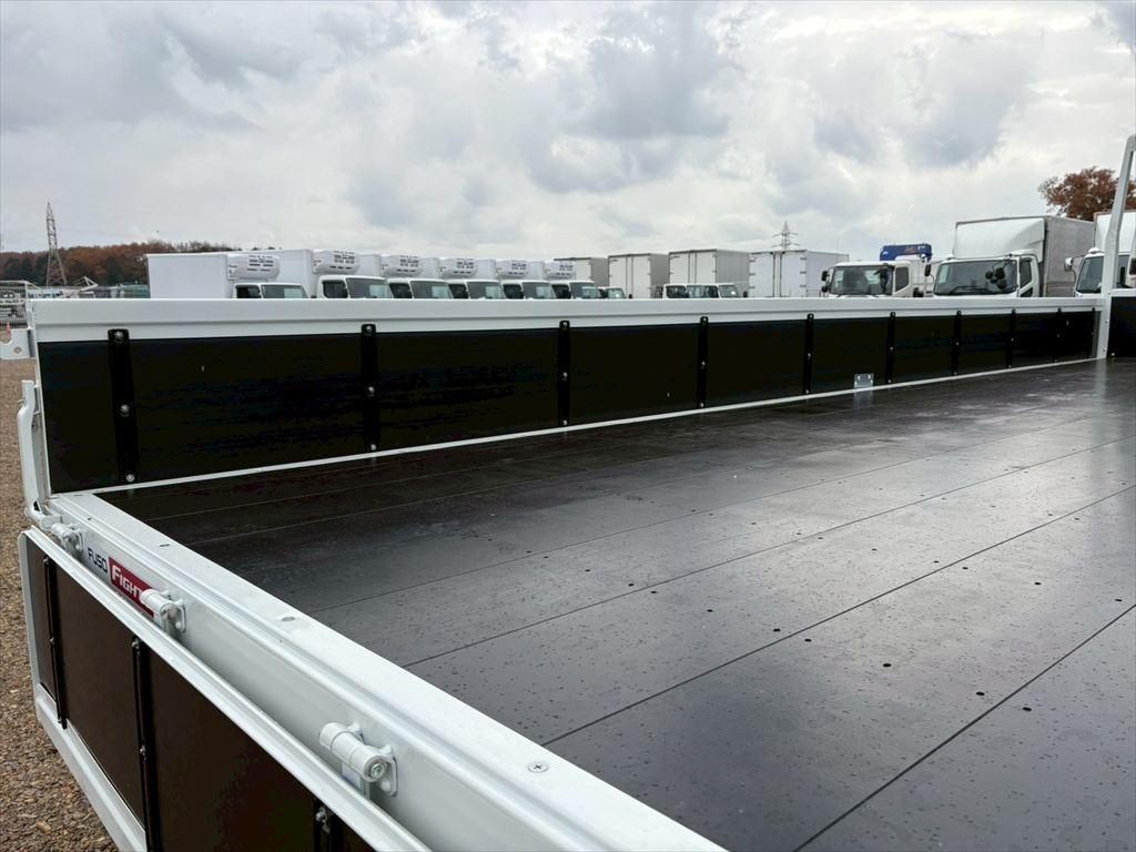 三菱 ファイター 2KG-FK62F(2WD)の写真9