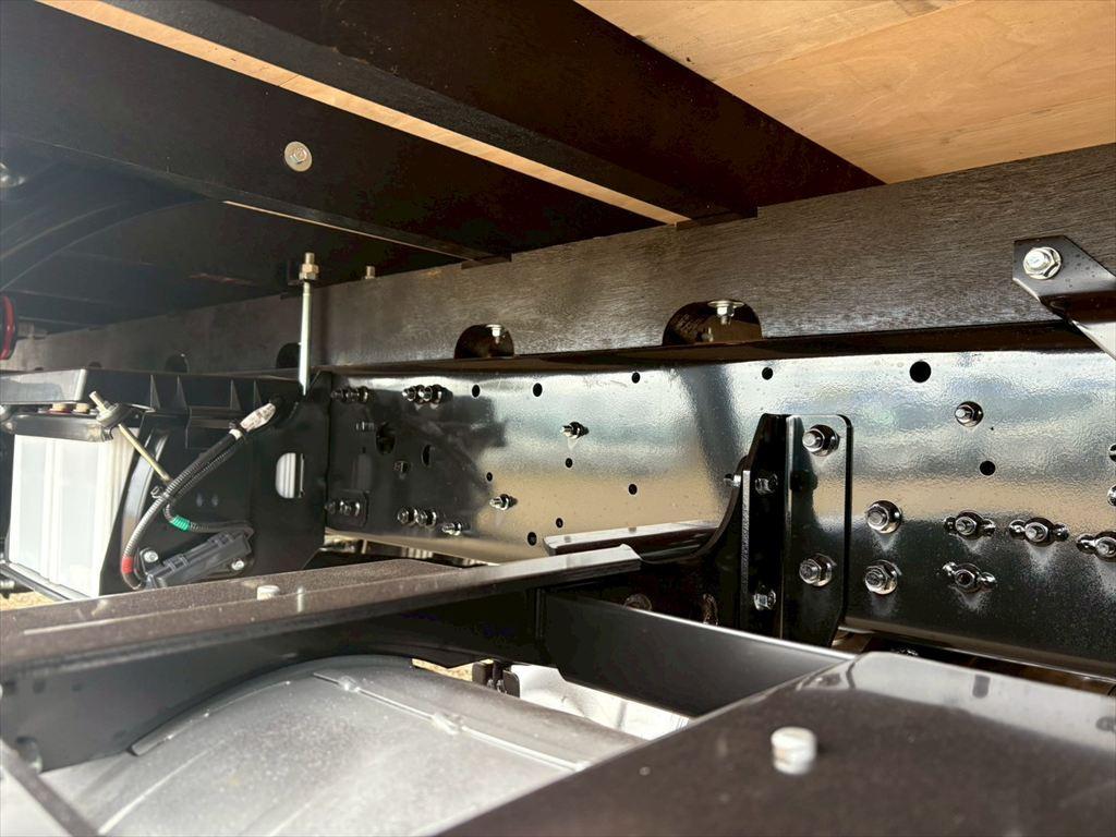 三菱 ファイター 2KG-FK62F(2WD)の写真18