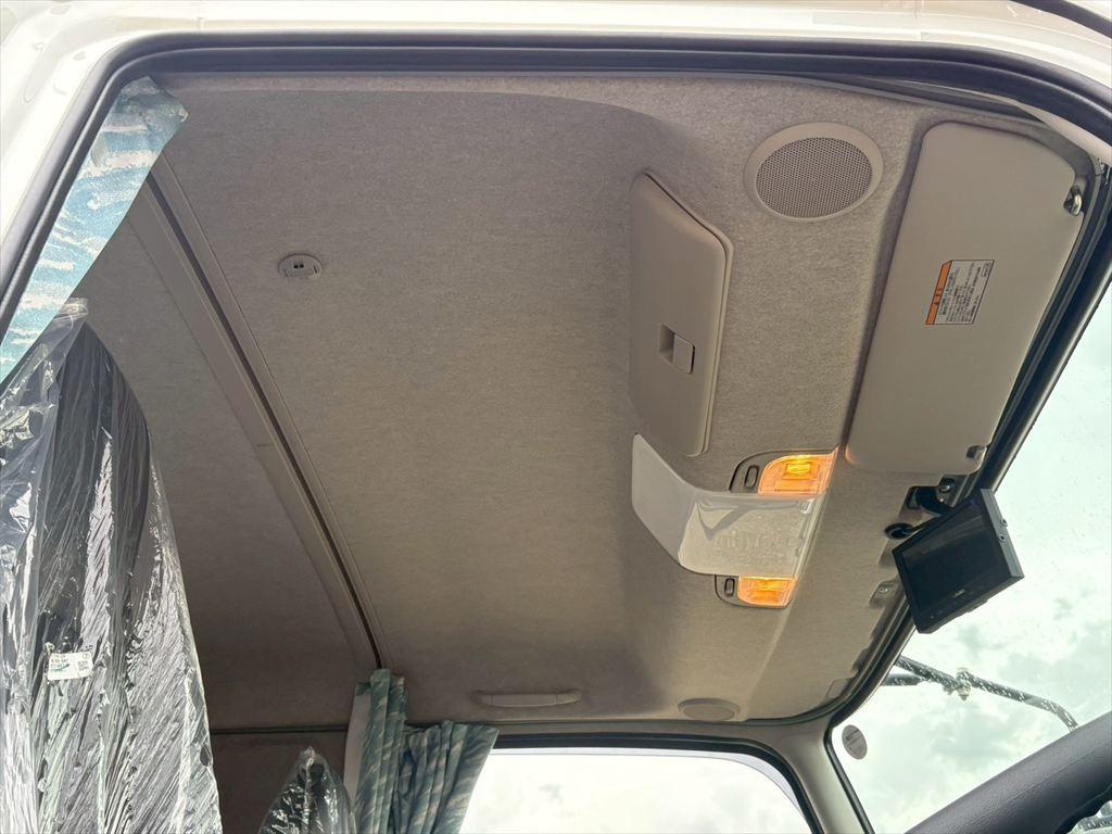 三菱 ファイター 2KG-FK62F(2WD)の写真24