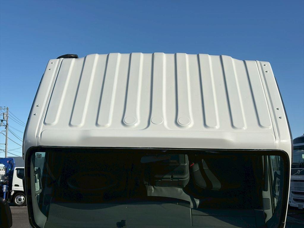 いすゞ エルフ 2RG-NPR88YN(2WD)の写真20