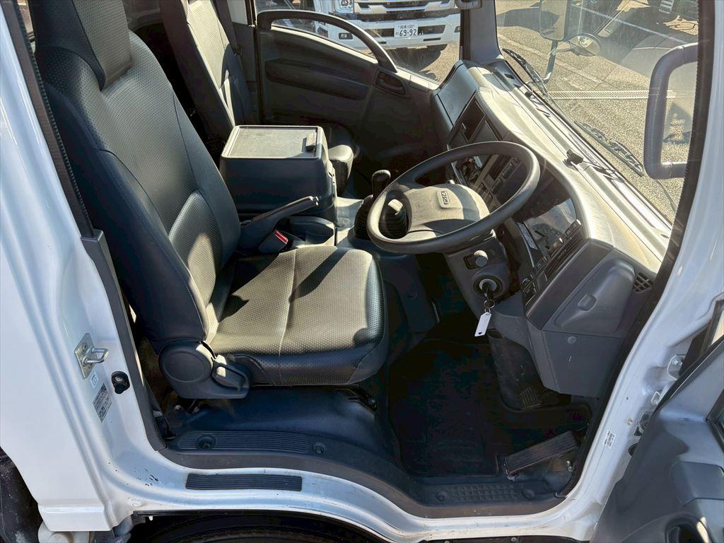 いすゞ エルフ 2RG-NPR88YN(2WD)の写真21